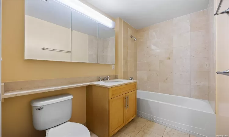 40-22 College Point Boulevard, New York, NY, 3 Bedrooms Bedrooms, 7 Rooms Rooms,3 BathroomsBathrooms,Residential,For Sale,College Point,L3590108