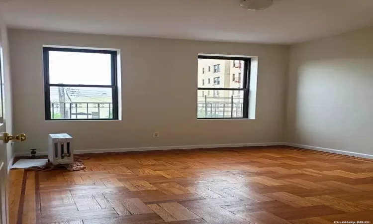 34-35 30th Street, New York, NY, 8 Bedrooms Bedrooms, 20 Rooms Rooms,6 BathroomsBathrooms,Commercial Sale,For Sale,30th,L3590466