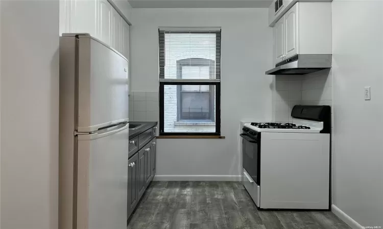 34-35 30th Street, New York, NY, 8 Bedrooms Bedrooms, 20 Rooms Rooms,6 BathroomsBathrooms,Commercial Sale,For Sale,30th,L3590466