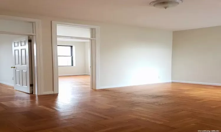 34-35 30th Street, New York, NY, 8 Bedrooms Bedrooms, 20 Rooms Rooms,6 BathroomsBathrooms,Commercial Sale,For Sale,30th,L3590466