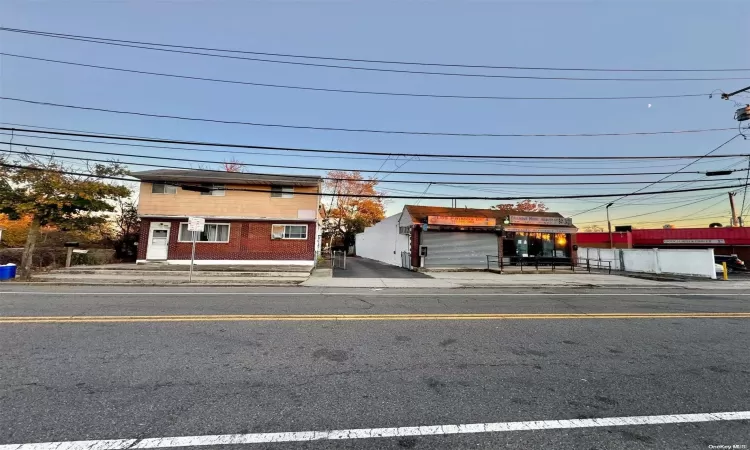 225 & 227 Albany Avenue, Babylon, NY, ,Commercial Sale,For Sale,Albany,L3590600