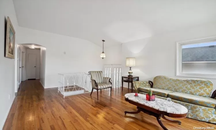 158-35 78th Street, New York, NY, 3 Bedrooms Bedrooms, 8 Rooms Rooms,2 BathroomsBathrooms,Residential,For Sale,78th,L3590637