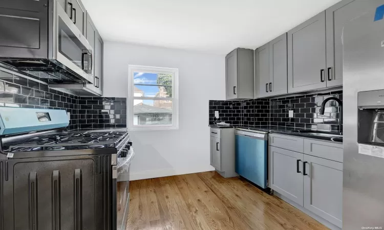 116-43 141st Street, New York, NY, 3 Bedrooms Bedrooms, 12 Rooms Rooms,2 BathroomsBathrooms,Residential,For Sale,141st,L3590683