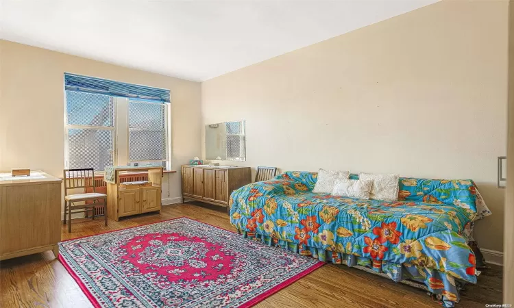 98-120 Queens Boulevard, New York, NY, 3 Bedrooms Bedrooms, 11 Rooms Rooms,3 BathroomsBathrooms,Residential,For Sale,Queens,L3590803