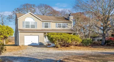 1400 Aldrich Lane, Laurel, NY, 4 Bedrooms Bedrooms, 6 Rooms Rooms,3 BathroomsBathrooms,Residential,For Sale,Aldrich,L3592550