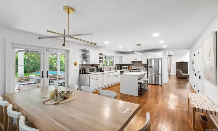 5 Post Street, East Hampton, NY, 4 Bedrooms Bedrooms, 12 Rooms Rooms,3 BathroomsBathrooms,Residential,For Sale,Post,L3592566