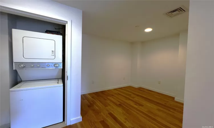 106-20 70 Avenue, New York, NY, 2 Rooms Rooms,1 BathroomBathrooms,Residential,For Sale,70,L3593099