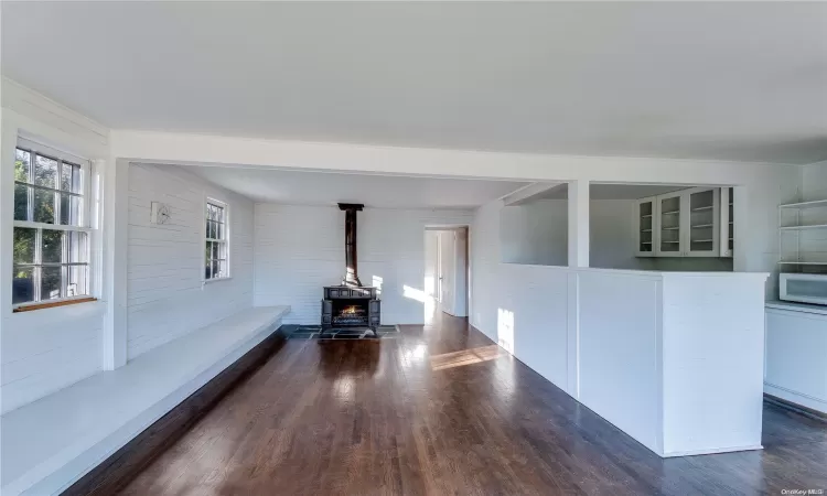 88 Pantigo Road, East Hampton, NY, 1 Bedroom Bedrooms, 7 Rooms Rooms,2 BathroomsBathrooms,Residential,For Sale,Pantigo,L3593496