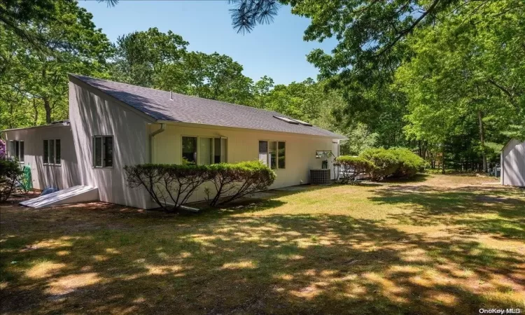 13 Van Scoys Path, East Hampton, NY, 3 Bedrooms Bedrooms, 6 Rooms Rooms,3 BathroomsBathrooms,Residential,For Sale,Van Scoys,L3593892