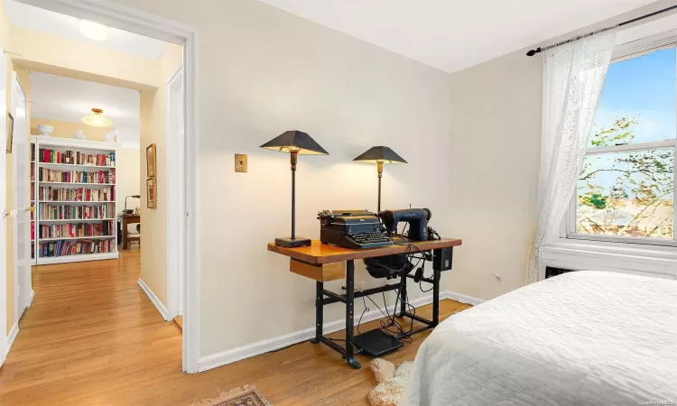 209-80 18th Avenue, New York, NY, 1 Bedroom Bedrooms, 4 Rooms Rooms,1 BathroomBathrooms,Residential,For Sale,18th,L3593805