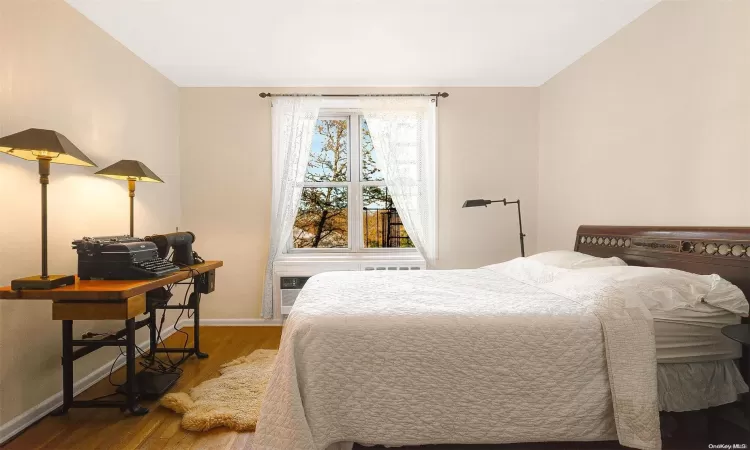 209-80 18th Avenue, New York, NY, 1 Bedroom Bedrooms, 4 Rooms Rooms,1 BathroomBathrooms,Residential,For Sale,18th,L3593805