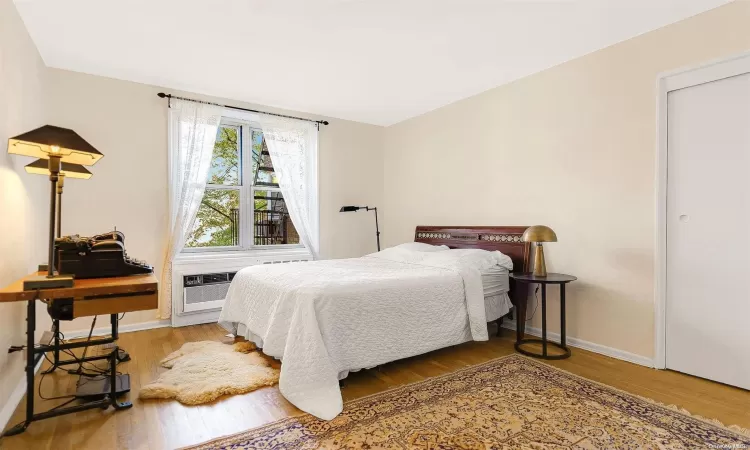 209-80 18th Avenue, New York, NY, 1 Bedroom Bedrooms, 4 Rooms Rooms,1 BathroomBathrooms,Residential,For Sale,18th,L3593805