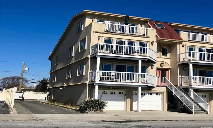 333 Broadway, Long Beach, NY, 3 Bedrooms Bedrooms, 4 Rooms Rooms,2 BathroomsBathrooms,Residential Lease,For Rent,Broadway,L3593774