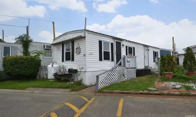 150-51 Main Street, Islip, NY, 1 Bedroom Bedrooms, 3 Rooms Rooms,1 BathroomBathrooms,Residential,For Sale,Main,L3593698