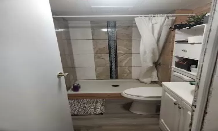 2nd bathroom