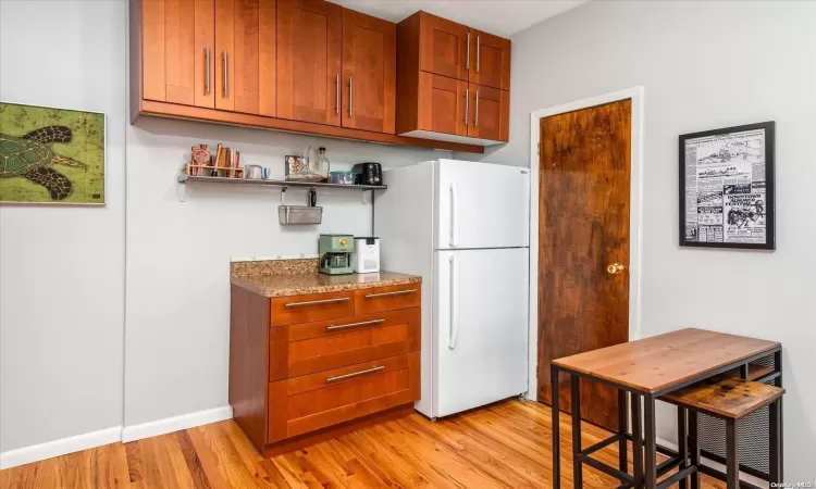 39-75 56th Street, New York, NY, 1 Bedroom Bedrooms, 3 Rooms Rooms,1 BathroomBathrooms,Residential,For Sale,56th,L3554636