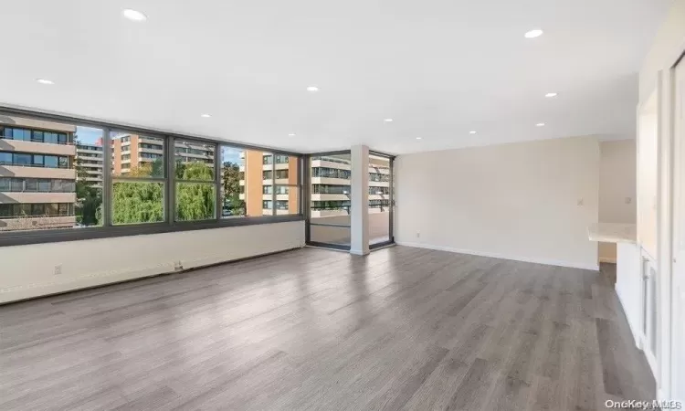 166-31 9th Avenue, New York, NY, 3 Bedrooms Bedrooms, 5 Rooms Rooms,1 BathroomBathrooms,Residential,For Sale,9th,L3557480