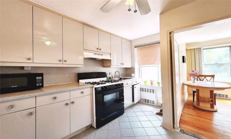 105-21 66th Avenue, New York, NY, 1 Bedroom Bedrooms, 3 Rooms Rooms,1 BathroomBathrooms,Residential,For Sale,66th,L3558744