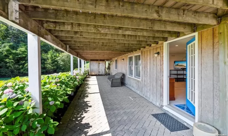 9160 Peconic Bay Boulevard, Southold, NY, 3 Bedrooms Bedrooms, 10 Rooms Rooms,2 BathroomsBathrooms,Residential,For Sale,Peconic Bay,L3562220