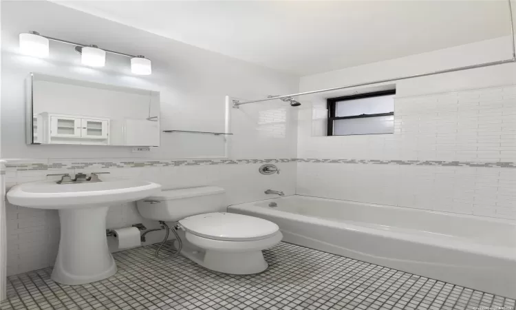 186 Prospect Park, New York, NY, 1 Bedroom Bedrooms, 3 Rooms Rooms,1 BathroomBathrooms,Residential,For Sale,Prospect Park,L3562813