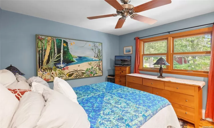 100 Big Fresh Pond Road, Southampton, NY, 2 Bedrooms Bedrooms, 6 Rooms Rooms,1 BathroomBathrooms,Residential,For Sale,Big Fresh Pond,L3563859