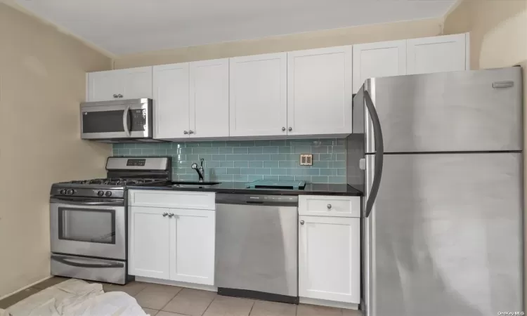 251 Broadway, Long Beach, NY, 2 Rooms Rooms,1 BathroomBathrooms,Residential,For Sale,Broadway,L3579095