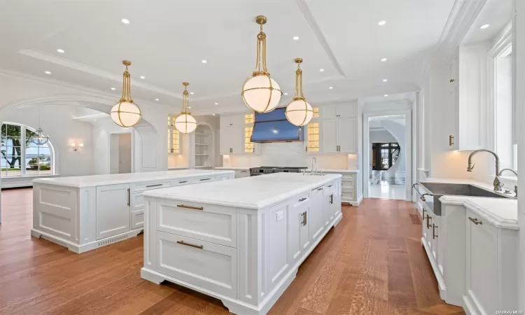 Kitchen islands