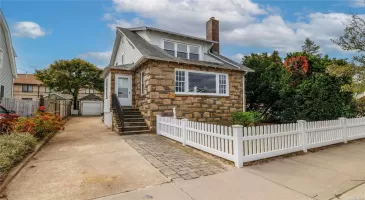 636 Penn Street, Long Beach, NY, 3 Bedrooms Bedrooms, 7 Rooms Rooms,3 BathroomsBathrooms,Residential,For Sale,Penn,L3582720