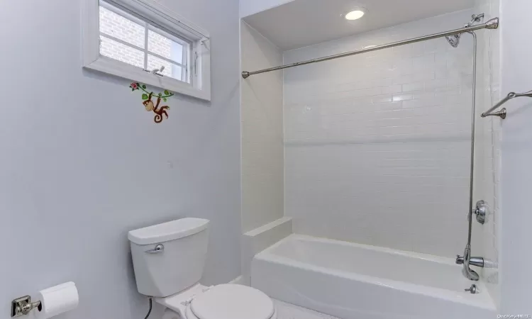 434 Broadway, Long Beach, NY, 3 Bedrooms Bedrooms, 6 Rooms Rooms,2 BathroomsBathrooms,Residential,For Sale,Broadway,L3529470