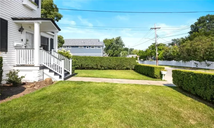 side view of front garden