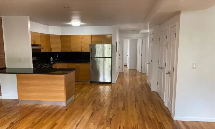 217 11th Street, New York, NY, 2 Bedrooms Bedrooms, 2 Rooms Rooms,1 BathroomBathrooms,Residential,For Sale,11th,H6322767