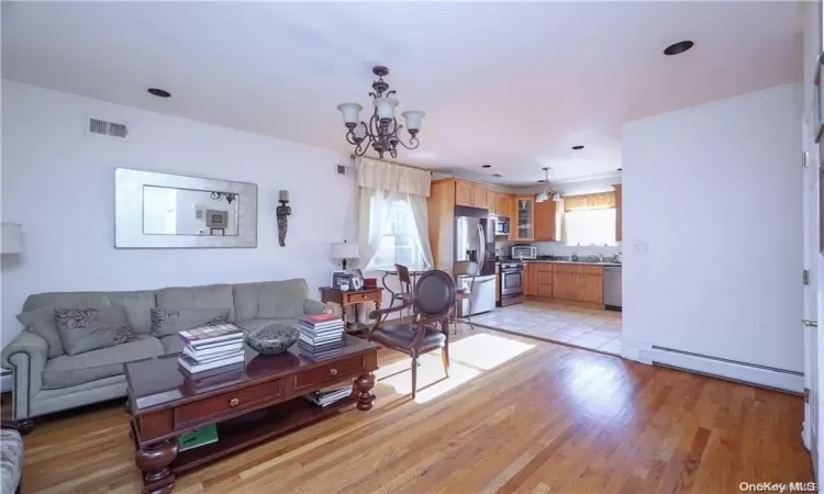 688 Jewett Avenue, New York, NY, 6 Bedrooms Bedrooms, 12 Rooms Rooms,3 BathroomsBathrooms,Residential Income,For Sale,Jewett,L3577204