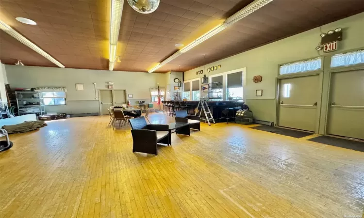 1 Merit Court, New York, NY, ,Commercial Sale,For Sale,Merit,L3577826