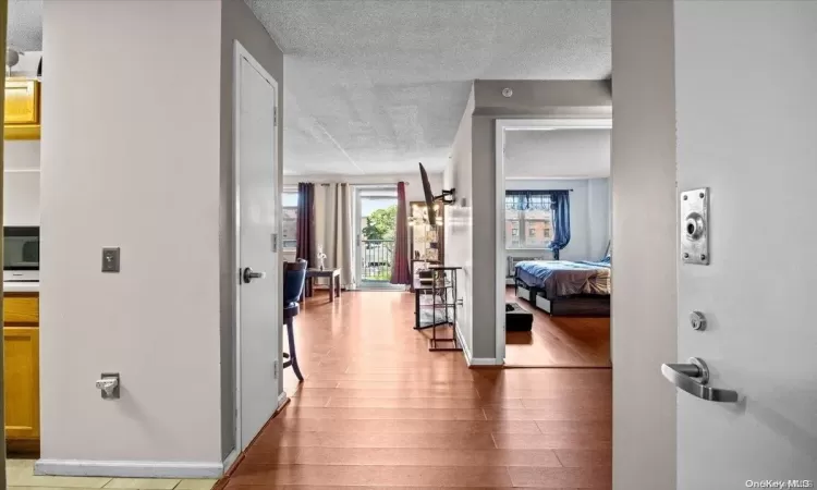 221 Beach 80th Street, New York, NY, 1 Bedroom Bedrooms, 2 Rooms Rooms,1 BathroomBathrooms,Residential,For Sale,Beach 80th,L3577972