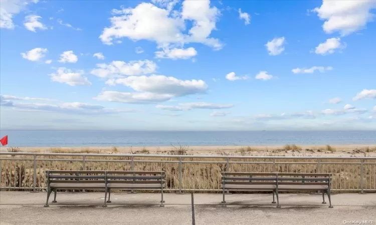 221 Beach 80th Street, New York, NY, 1 Bedroom Bedrooms, 2 Rooms Rooms,1 BathroomBathrooms,Residential,For Sale,Beach 80th,L3577972