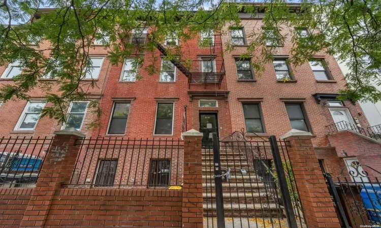 183 2nd Street, New York, NY, 10 Bedrooms Bedrooms, 18 Rooms Rooms,6 BathroomsBathrooms,Residential Income,For Sale,2nd,L3579111