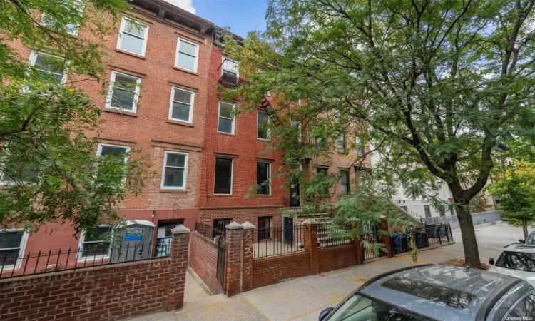 183 2nd Street, New York, NY, 10 Bedrooms Bedrooms, 18 Rooms Rooms,6 BathroomsBathrooms,Residential Income,For Sale,2nd,L3579111