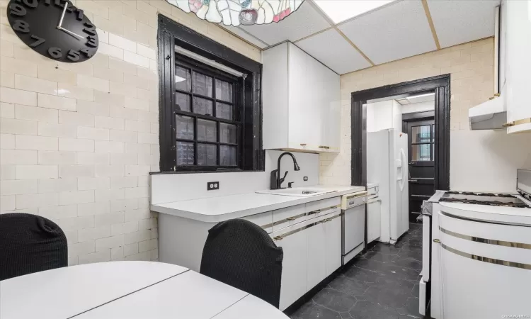 499 23rd Street, New York, NY, 6 Bedrooms Bedrooms, 14 Rooms Rooms,3 BathroomsBathrooms,Residential Income,For Sale,23rd,L3579453