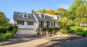 55 Knollcrest Road, New Fairfield, CT, 3 Bedrooms Bedrooms, 7 Rooms Rooms,3 BathroomsBathrooms,Residential,For Sale,Knollcrest,H6332487