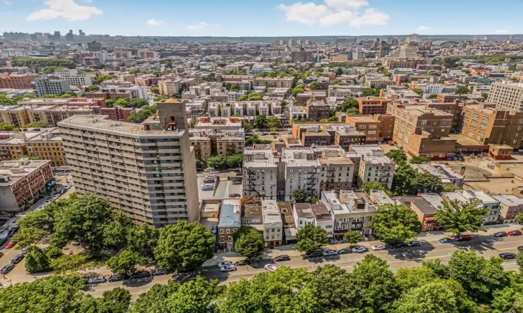 Birds eye view of property