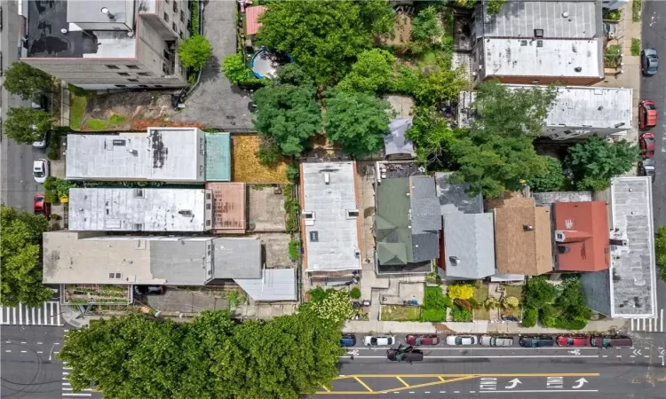 Birds eye view of property