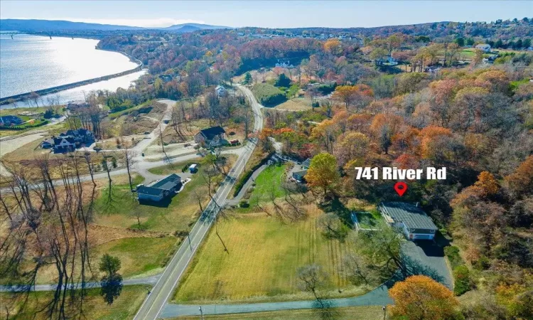 741 River Road, Newburgh (town), NY, 3 Bedrooms Bedrooms, 13 Rooms Rooms,2 BathroomsBathrooms,Residential,For Sale,River,H6334381