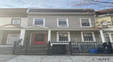 314 169th Street, New York, NY, 6 Bedrooms Bedrooms, ,2 BathroomsBathrooms,Residential Income,For Sale,169th,H6336425