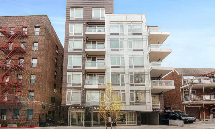 95-08 65th Road, New York, NY, 2 Bedrooms Bedrooms, 6 Rooms Rooms,2 BathroomsBathrooms,Residential,For Sale,65th,L3593424