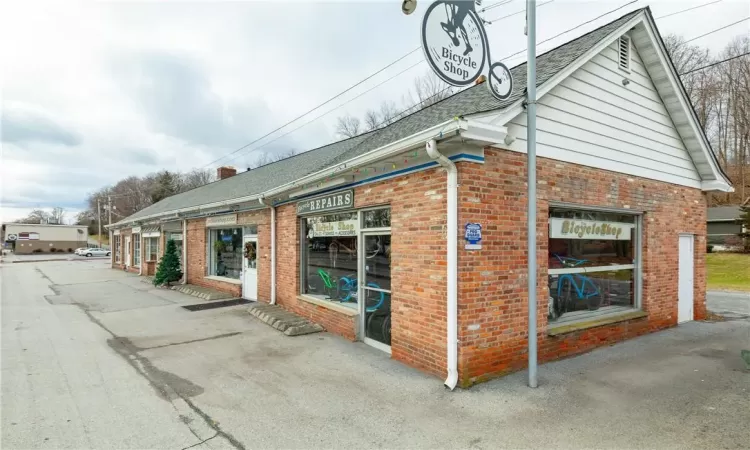 1557 MAIN Street, Pleasant Valley, NY, ,Commercial Sale,For Sale,MAIN,M420149