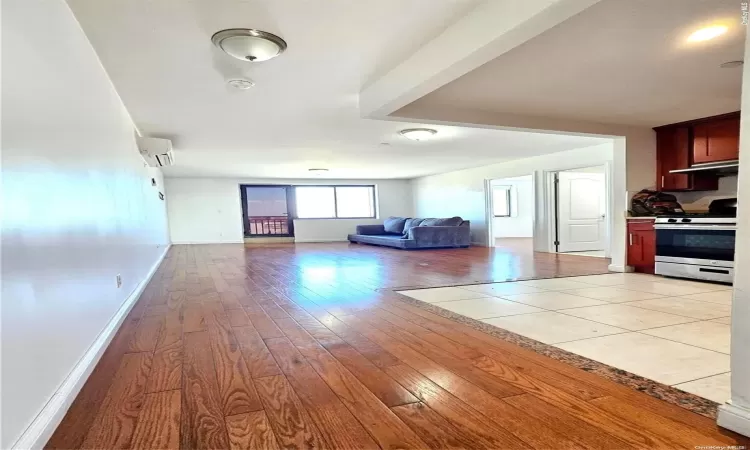 70-26 Queens Boulevard, New York, NY, 2 Bedrooms Bedrooms, 4 Rooms Rooms,2 BathroomsBathrooms,Residential,For Sale,Queens,L3589862