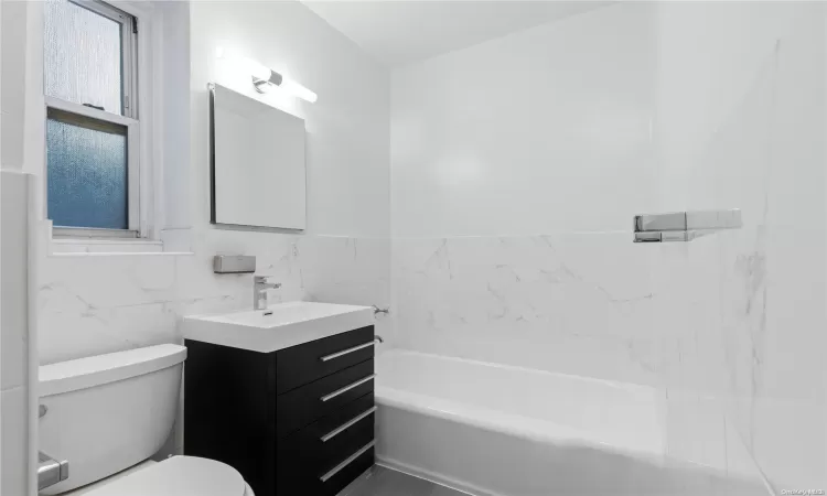 112-50 78 Avenue, New York, NY, 2 Bedrooms Bedrooms, 4 Rooms Rooms,1 BathroomBathrooms,Residential,For Sale,78,L3524190