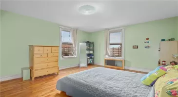 2922 Barnes Avenue, New York, NY, 2 Bedrooms Bedrooms, 4 Rooms Rooms,1 BathroomBathrooms,Residential,For Sale,Barnes,H6283328