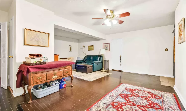 29-09 137th Street, New York, NY, 2 Bedrooms Bedrooms, 5 Rooms Rooms,1 BathroomBathrooms,Residential,For Sale,137th,L3535216