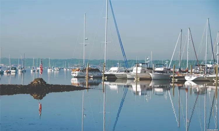 Glen Cove Marina to dock your boat